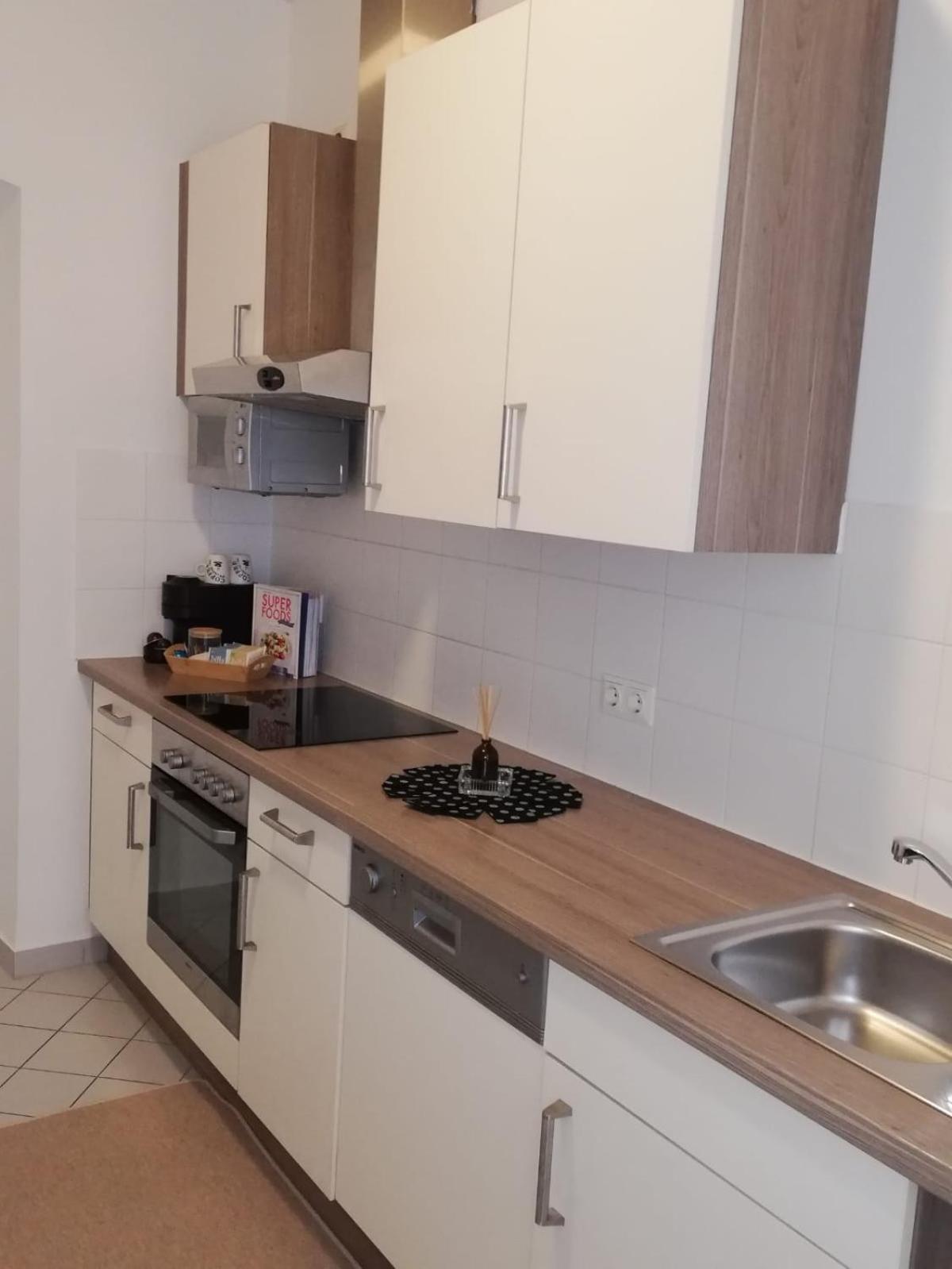 Anna Luxury Apartment Wina Bagian luar foto