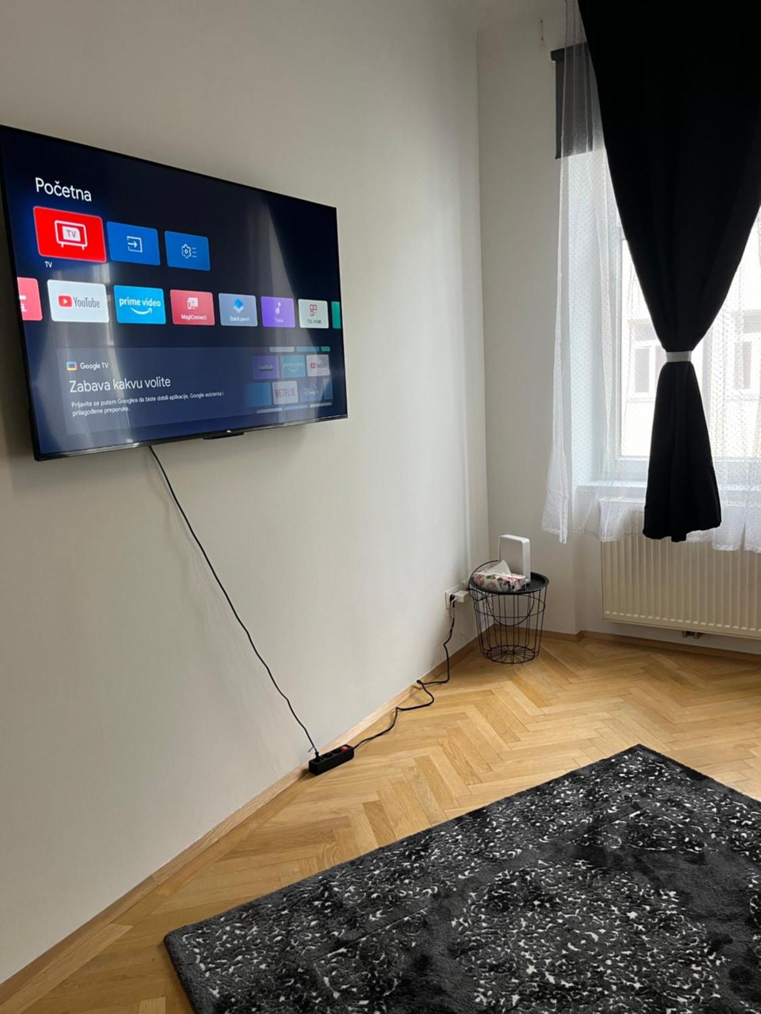 Anna Luxury Apartment Wina Bagian luar foto